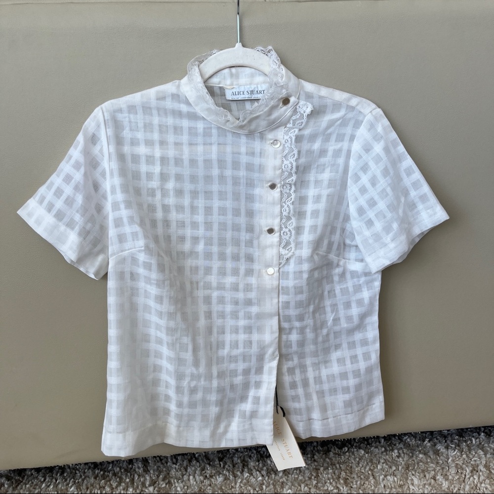 Vintage White Dress Shirt - Picture 2 of 12